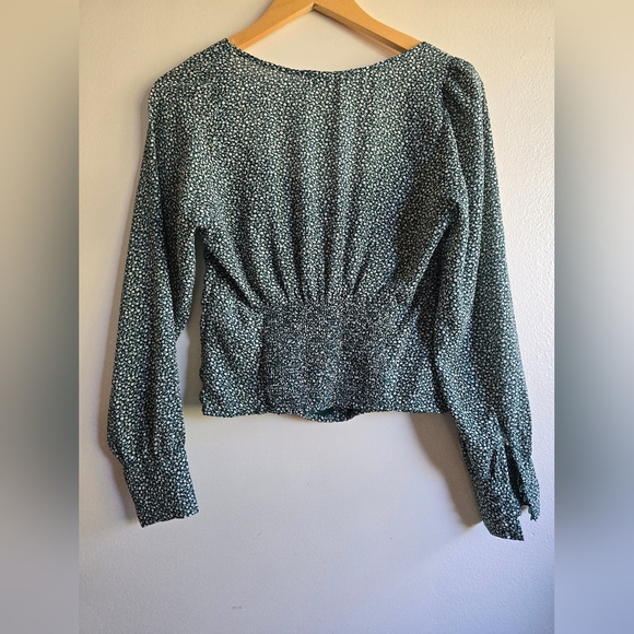 Abercrombie & Fitch, Floral Cropped Top, Green/Cream, Size Small - Picture 2 of 6